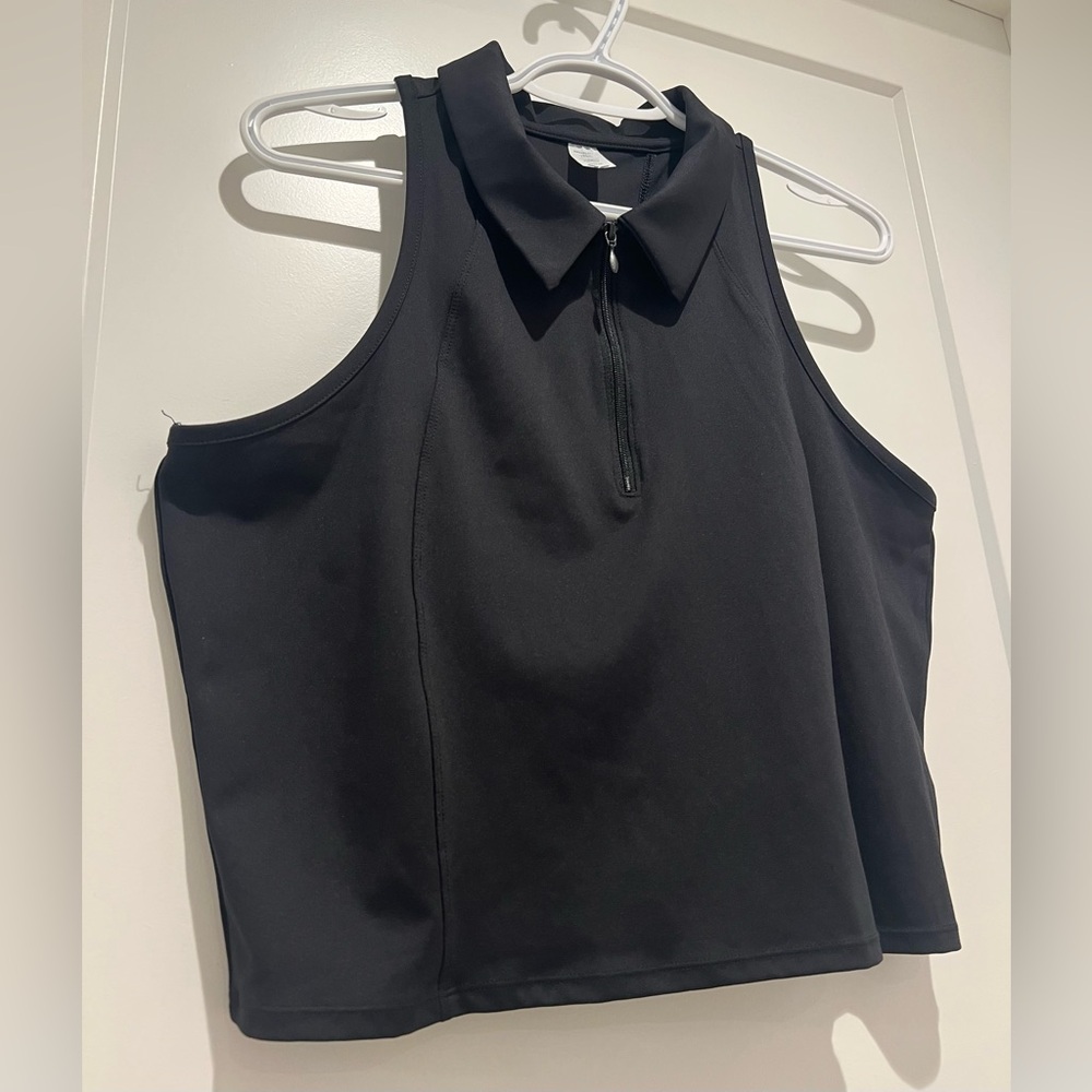 Old Navy Black Collared Athletic Cropped Tank Top - Picture 5 of 6